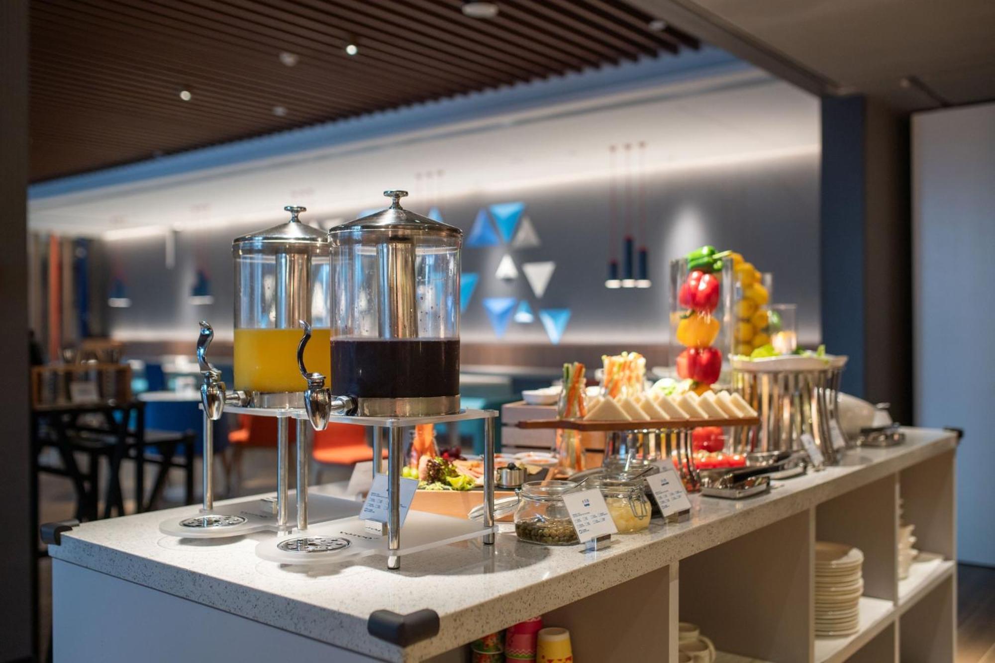 Holiday Inn Express Zhuhai Gongbei By Ihg Dış mekan fotoğraf